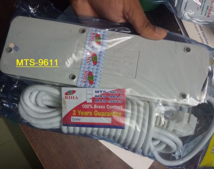 Multiplug%20Socket%20Heavy%20Duty%20Multi%20Plug%20AC%20250V%203250W%2013A%2021%20Feet%20Cable%20Brass%20Contact%208%20Point%20Socket%20LED%20&%20Voltmeter%20Indicator%20Control%20With%20Single%20Switch%20Multi%20Usage%20Extension%20Socket%20-%20Image%205