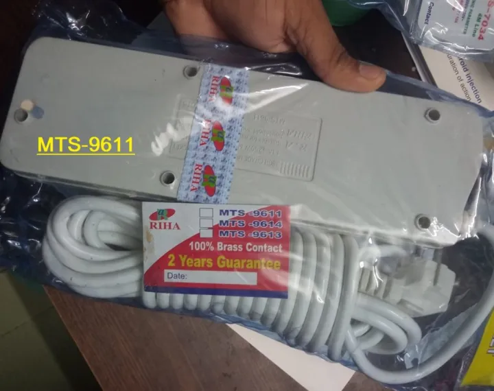 Multiplug%20Socket%20Heavy%20Duty%20Multi%20Plug%20AC%20250V%203250W%2013A%2021%20Feet%20Cable%20Brass%20Contact%208%20Point%20Socket%20LED%20&%20Voltmeter%20Indicator%20Control%20With%20Single%20Switch%20Multi%20Usage%20Extension%20Socket%20-%20Image%204
