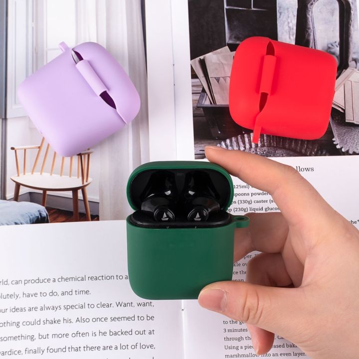 For%20Boat%20Airdopes%20131%20Silicone%20Earphone%20Protective%20Case%20with%20Hook%20-%20Image%204