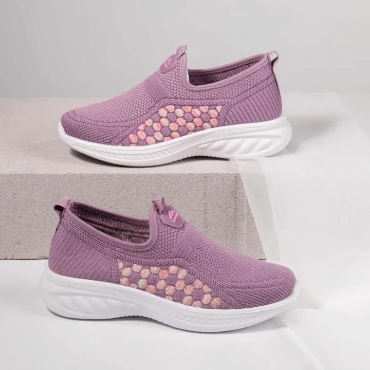 Old%20Beijing%20Cloth%20Shoes%20Grandma%20Old%20Sports%20Shoes%20Female%20Non-Slip%20Soft%20Bottom%20Mother%20Spring%20and%20Autumn%20Slip-on%20Middle-Aged%20and%20Elderly%20Mesh%20Shoes%20-%20Image%204