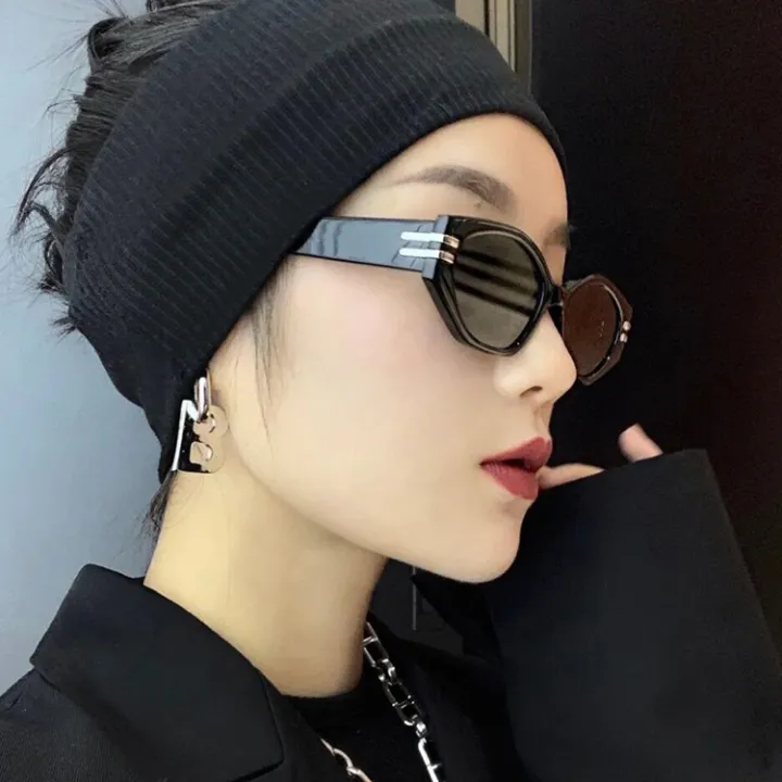 Retro%20Korean%20style%20irregular%20sunglasses%20sunglasses%20ladies%20trendy%20personality%20sunglasses%20-%20Image%203