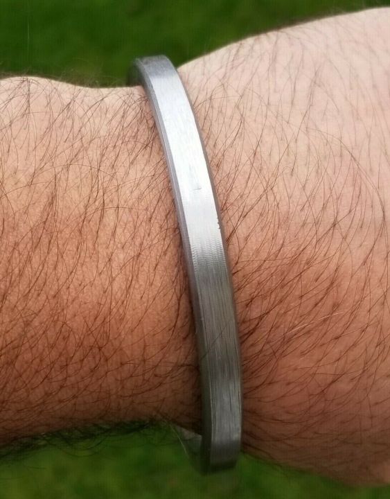 Classic%20Round%20Bracelet-%20Supper%20Round%20Bracelet%20For%20Men%20-%20Image%204