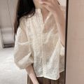 Korean Style French Style Fairy Design Lace Embroidered Flower Fashionable round Neck Loose Puff Sleeves Shirt for Women.