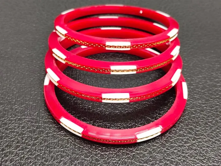 Red%20White%20Pola%20Golden%20Plated%20Latest%20Design%20Shakha%20Pola%20Bangles%20for%20Women%204%20Pcs%20,%20Party%20,%20Wedding%20,%20Anniversary%20,%20Durga%20Puja%20&%20All%20Time%20Use%20Shakha%20Bangles.%20C55.%20-%20Image%208