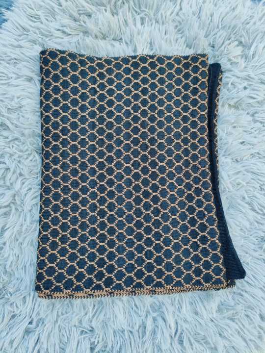 Black%20And%20Grey%20Winter%20Woolen%20Scarf,%20Soft%20Muffler%20Stylish%20Fashion%20Scarf%20For%20Men%20And%20Women%20-%20Image%203