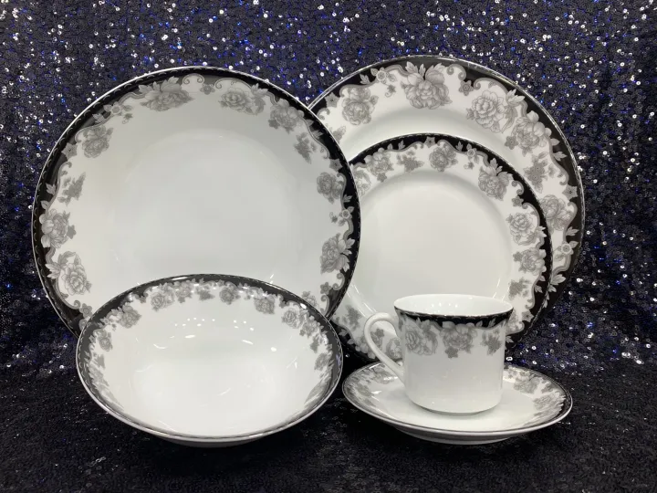 32%20Pcs%20Exclusive%20Dinner%20Set%20Gift%20And%20Home%20Decoration%20-%20Image%202