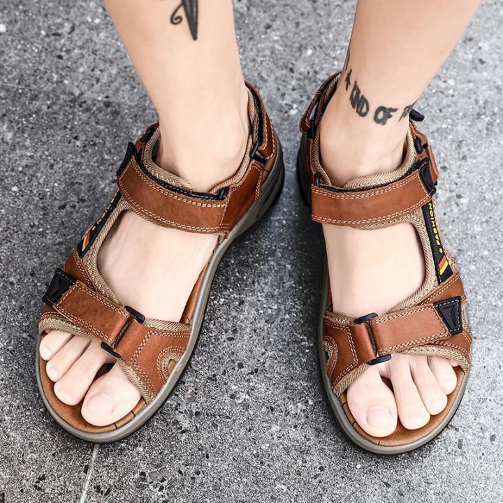 Brand%20Summer%20Men's%20Sandals%20Genuine%20Leather%20Men%20Slippers%20Gladiator%20Men%20Beach%20Sandals%20Soft%20Comfortable%20Outdoors%20Wading%20Shoes%2038-48%20-%20Image%202