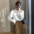 Black Shirt Women's Long-Sleeved Spring and Autumn French Design Feeling Light Mature Wind Exquisite Stacked Loose Temperament Professional Shirt. 