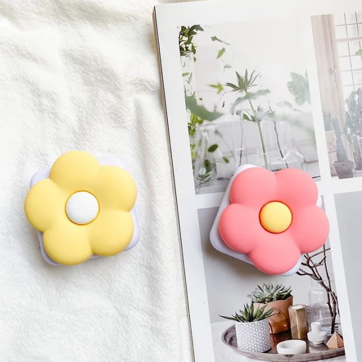 2%20In%201%20Mirror%20Flower%20Foldable%20Finger%20Ring%20Griptok%20Phone%20Holder%20for%20IPhone%20Samsung%20Support%20Socket%20Pocket%20Grip%20Tok%20Stand%20Bracket%20-%20Image%203