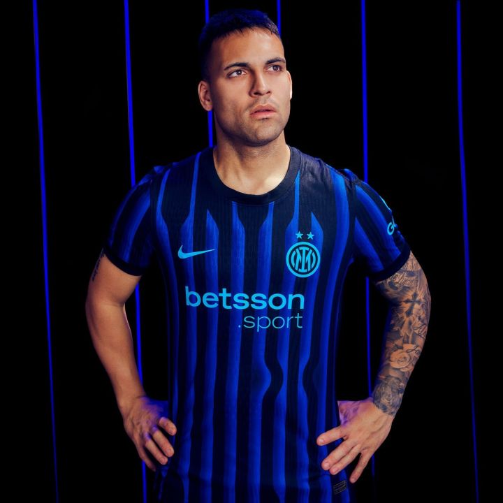Inter Milan 2025/26 Home Kit Player Edition Short Sleeve Jersey