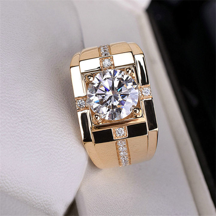 Classic%20High%20Carbon%20Diamond%20High%20Men's%20Diamond%20Ring%20Imitation%20Moissanite%20Plated%20Yellow%20Gold%20Domineering%20Wedding%20Ring%20Wholesale%20-%20Image%203