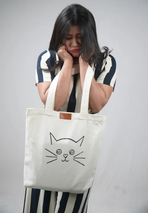 Crafty Tottes Cute Cat Hand Painted Trendy Fashionable Canvas Tote Bag with High Quality Zipper for Man and Women