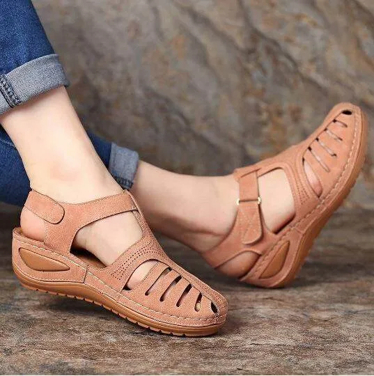 Women's%20Wedge%20Sandals%20Leather%20heels%20Slipper%20Anti%20Slip%20Plus%20Size%20Jelly%20Shoes%20Closed%20Toe%20Hook%20and%20Loop%20Sandal%20-%20Image%203
