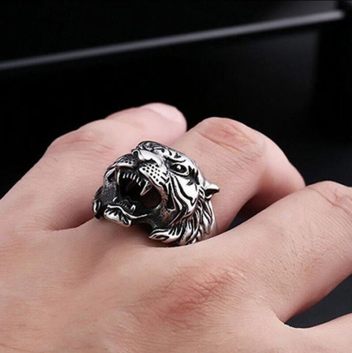 Personality%20Punk%20Men's%20Tiger%20Ring%20Men's%20Exquisite%20Animal%20Jewelry%20Titanium%20Steel%20Gothic%20Punk%20Biker%20Rings%20-%20Image%205