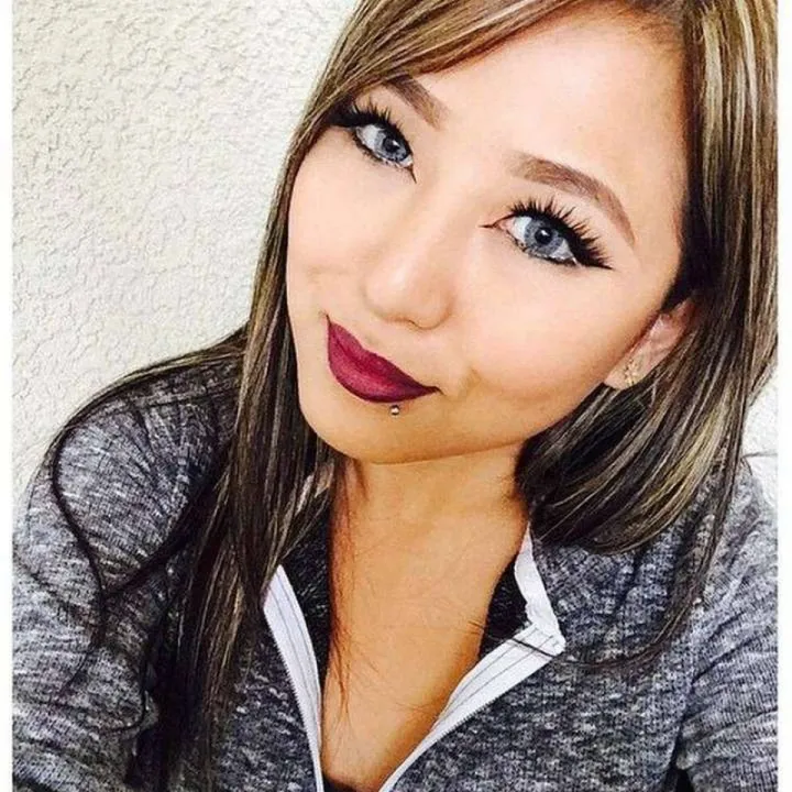 FreshLook%20Sterling%20Gray%20contact%20lens%20-%20Image%202