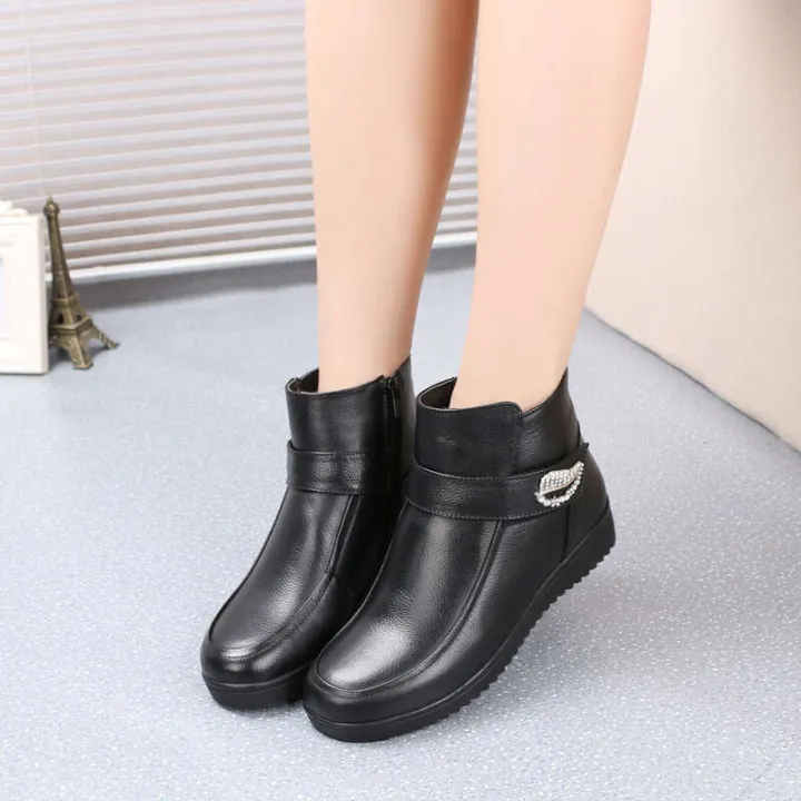 2021%20Autumn/Winter%20Warm%20Short%20Non%20slip%20Mom%20Shoes,%20Middle%20aged%20and%20Elderly%20Flat%20Boots,%20Extra%20Large%20Wool%20Cotton%20Shoes%20-%20Image%204