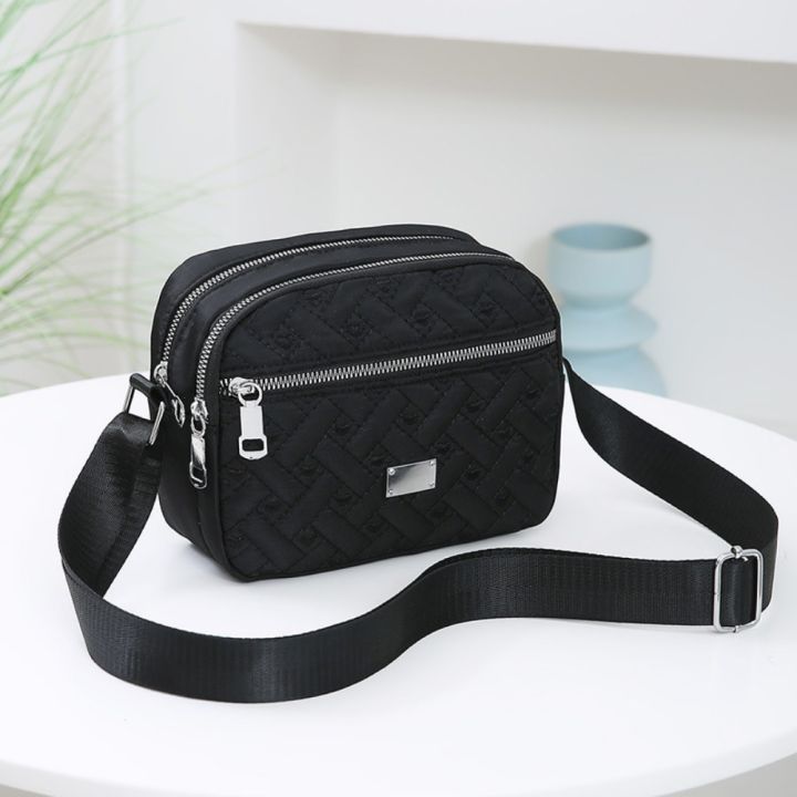 Fashion%20Shoulder%20Over%20Bags%20Women's%20Lightweight%20Underarm%20Bag%20Women%20Cross%20Body%20Small%20Messenger%20Bag%20Handbag%20-%20Image%203