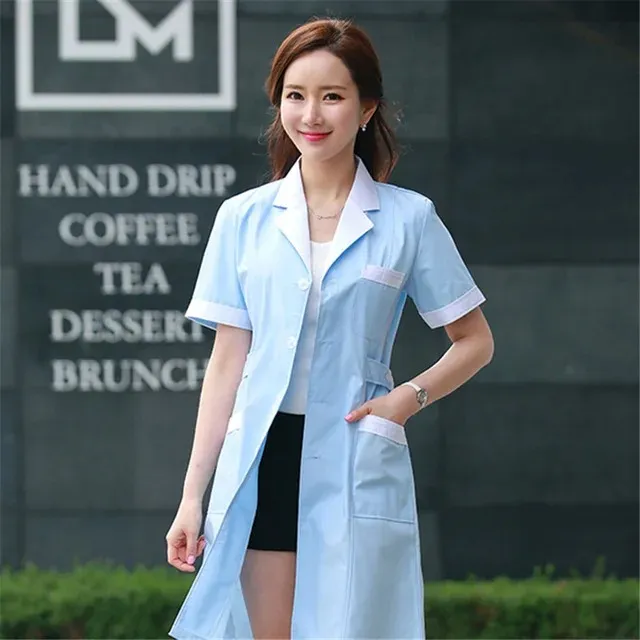 Doctor's%20Choice:%20Elegant%20Women%E2%80%99s%20Lab%20Jacket%20with%20Side%20Belts%20-%20Image%202