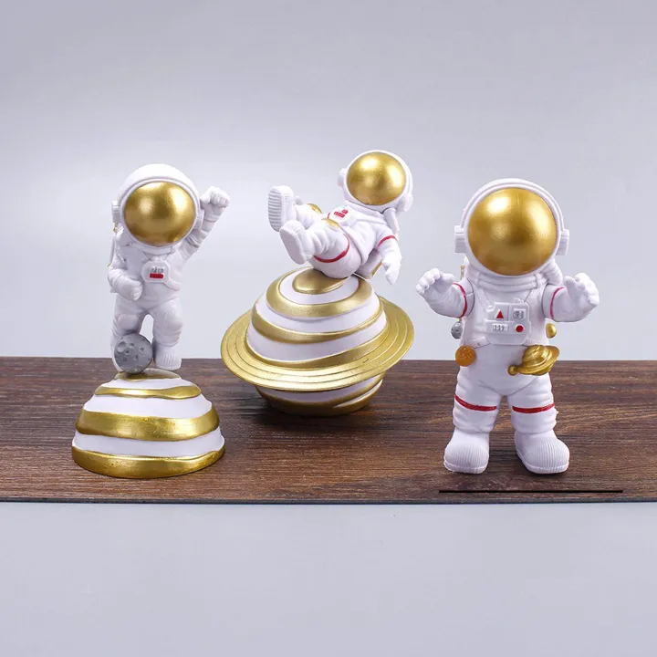 3Pcs%20PVC%20Astronaut%20Statue%20Spaceman%20Figurine%20Action%20Figure%20for%20Shelf%20Bedroom%20Kids%20Gift%20-%20Image%204