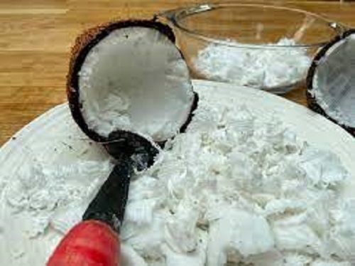 Coconut%20Scraper%20(Narkel%20Kuruni)%20-%20Image%203