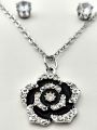 Chic Floral Pendant Necklace with Matching Stud Earrings Simple Leaf Clover Chain Necklace Women Fashion. 