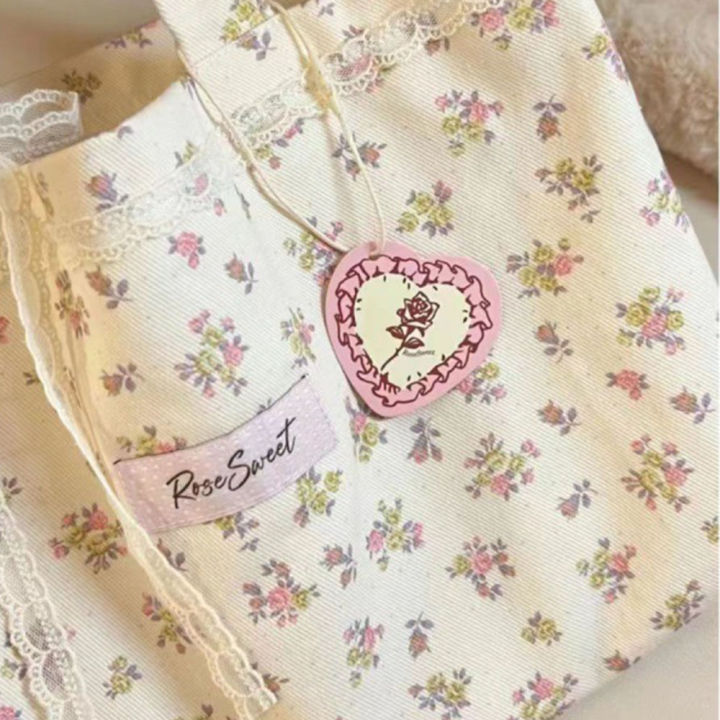 %E3%80%90Free%20shipping%E3%80%91%20Fashion%20Canvas%20Printed%20Tote%20Bag%20Large%20Capacity%20Sweet%20Handbag%20with%20Lace%20Storage%20Handbags%20-%20Image%207