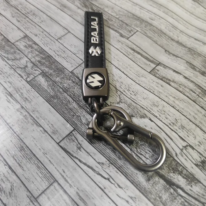 Bajaj%20Universal%20Leather%20Logo%20Key%20Ring%20For%20Bike%20Motorcycle%20Car%20Honda%20Cycle%20Motorcar%20Keychain%20-%20Key%20Ring%20-%20Image%203