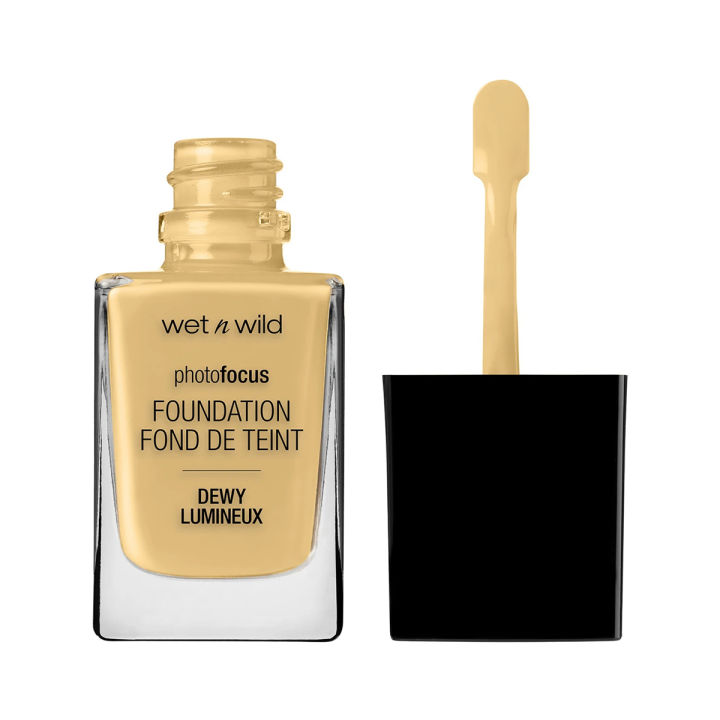 Wet N Wild Photo Focus Dewy Foundation- Golden Beige