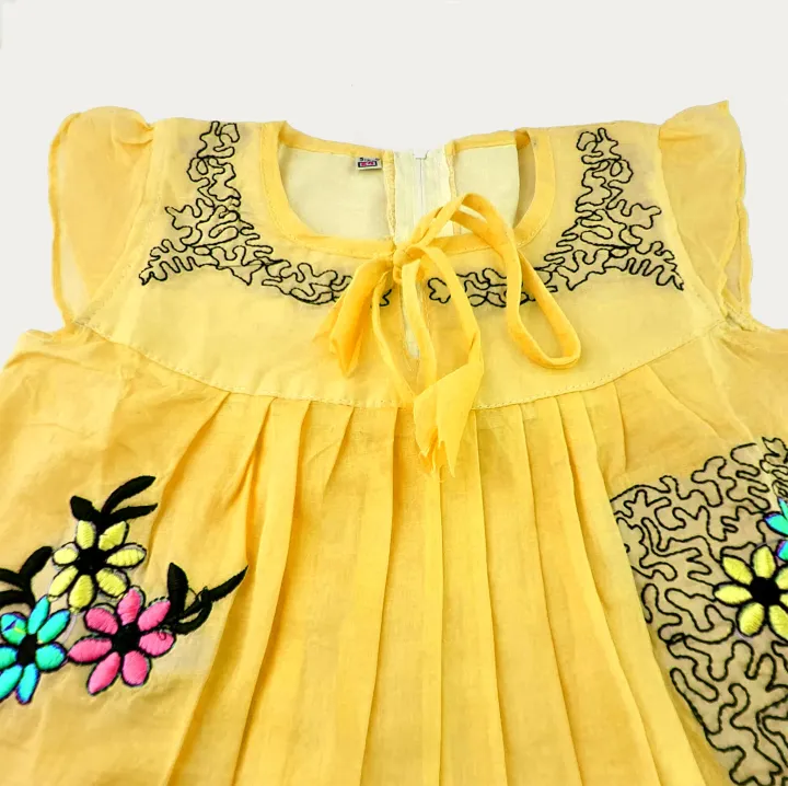 baby%20cotton%20frock%20QR%20cod%20embroidery%20with%20exclusive%20design%20for%20girls%20-%20-%20Image%203