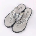 2023French Style Slippers Summer Sandals Lightweight Slippers Women's Outdoor Casual Flip Flops New Flat Bottom Flip-Flops Women's Shoes.