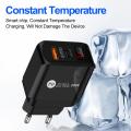 Dual-port Screen Display Mobile Phone Charging Head 20WPD+QC Digital Display Fast Charging Wall Phone Charger For IPhone.
