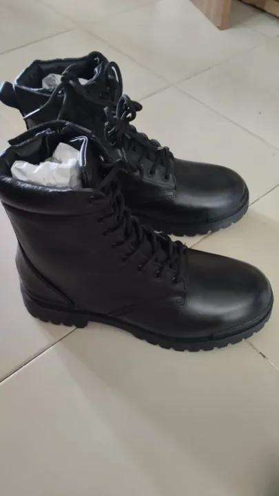 Leather%20Zipper%20Boots%20new%20condition%20-%20Bikers%20zipper%20boots%20Rubber%20sole%20high%20gripe/%20Biker%20boots%20-%20Image%203