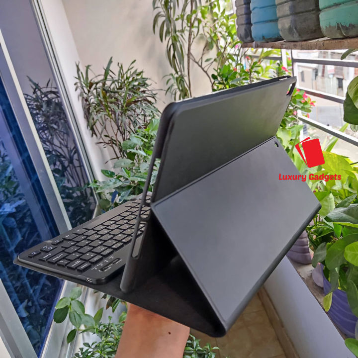 For%20Apple_iPad%209.7%20(2018)%20/%20Apple_iPad%20Air%209.7%20(2018)%20/%20Apple_iPad%20Air%20(2013)%20-%209.7"%20Luxury%20Leather%20Folding%20Magnetic%20Smart%20Flip%20Wireless%20Keyboard%20Anti%20Impact%20Cover%20Keyboard%20Case%20-%20Image%203