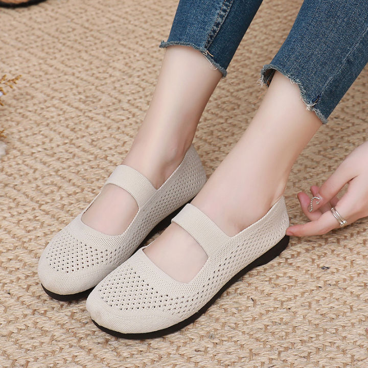 Slip-on Summer New Hole Mom Shoes Soft Bottom Soft Surface Breathable Lightweight Comfortable Hollow Lazy Flat Sandals