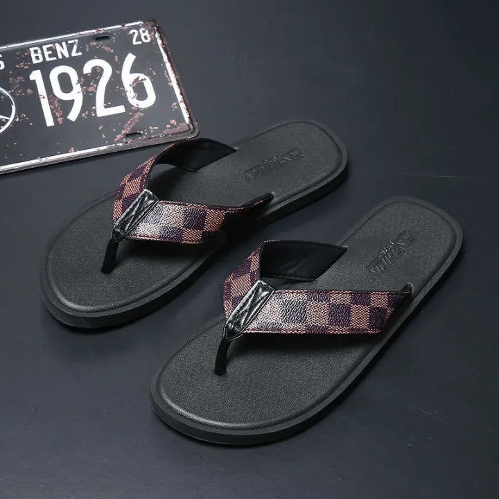 Herringbone%20slippers%20summer%202024,%20new%20fashion%20for%20wear,%20trendy%20Korean%20version,%20personalized%20outdoor%20anti%20slip%20men's%20beach%20sandals%20-%20Image%209