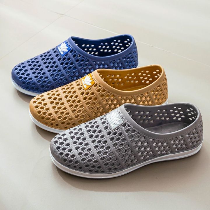 2023New%20Coros%20Shoes%20Men's%20and%20Women's%20Summer%20Korean%20Style%20Soft-Soled%20Non-Slip%20Breathable%20Beach%20Shoes%20Closed%20Toe%20Couple%20Work%20Sandals%20-%20Image%204