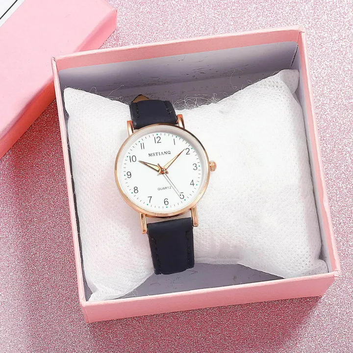 badgeCarat%20Women%20Quartz%20Watch%20Pointer%20Display%20Faux%20Leather%20Strap%20Round%20Dial%20Quartz%20Movement%20Pin%20Buckle%20Decoration%20Precise%20Time%20Luminous%20Women%20Wristwatch%20-%20Image%204