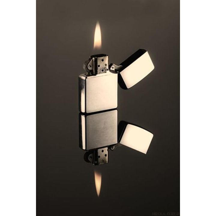 Refillable%20Long%20Lasting%20STEEL%20Body%20Zippo%20Lighter%20Silver%20-%20Image%204