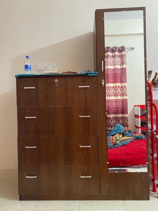 Almirah%20With%204%20Drawer%20Wardrobe%20-%20Furniture%20&%20Decor%20-%20Express%20Yourelf%20-%20Image%203