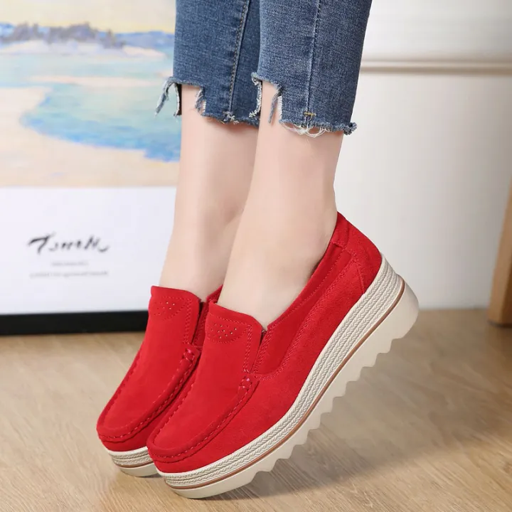British%20style%20women's%20wedge%20heels%20small%20size%20single%20shoes%20women's%20high%20heels%20mom%20grinding%20noisy%20leather%20soft%20sole%20autumn%20platform%20rocker%20shoes%2042%20-%20Image%204