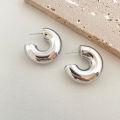 【In-Demand Item】 New Retro Alloy Chunky C Shape Hoop Earrings Glossy Round Ear Jewelry GJCUTE. 