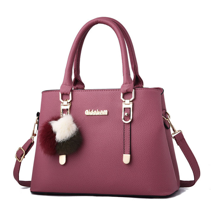 %E3%80%8ECross-border%20women's%20bag%E3%80%8F%20large-capacity%202021%20European%20and%20American%20new%20fashion%20women's%20handbag,%20hairball%20shoulder%20bag,%20crossbody%20bag%20-%20Image%204