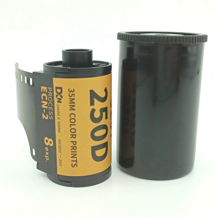 35mm%20ECN-2%20Color%20Film%20Negative%20Film%2035mm%208EXP%20Camera%20Color%20Film%20Roll%20for%20135%20Cameras%20NT%20High%20Quality%20Type-135%20Color%20Film%20-%20Image%207