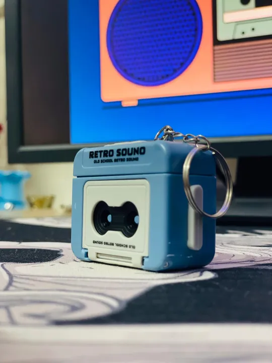 TikTok%20Retro%20Explosive%20Recorder%20Mini%20Recordable%20Fun%20Music%20Box%20Keychain%20-%20Image%204