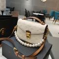 2021 High Quality Woman Embossing Much Interlayer Handbag Messenger Girl Purses Ladies Bag with Pearl Strap. 