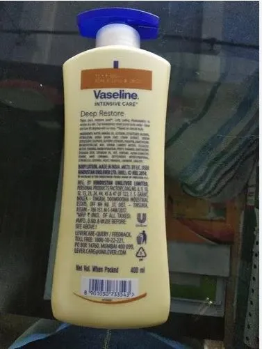 Vaseline%20Intensive%20Care%20Deep%20Moisture%20Nourishing%20Body%20Lotion%20For%20Men%20&%20Women%20-%20400ml%20(Indian)%20-%20Image%203
