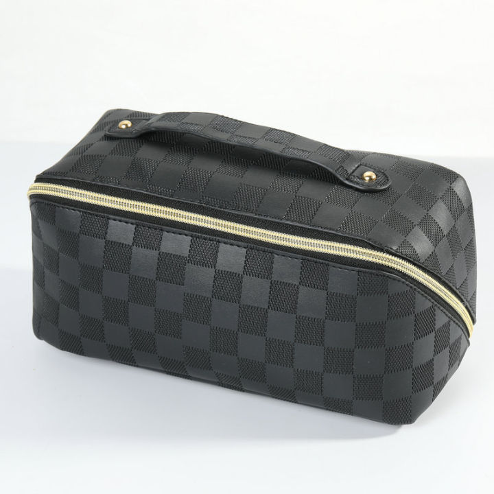 Simple%20checkered%20net%20red%20pillow%20makeup%20bag,%20high%20value,%20portable,%20waterproof,%20multi-functional%20washing%20and%20storage%20bag%20cross%20-%20Image%204