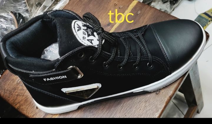 Boot%20shoes%20for%20man%20high%20neck%20design%20korean%20mashup%20leather%20breathable%20fabrical%20shoes%20with%20rubber%20plain%20sool%20-%20Image%203