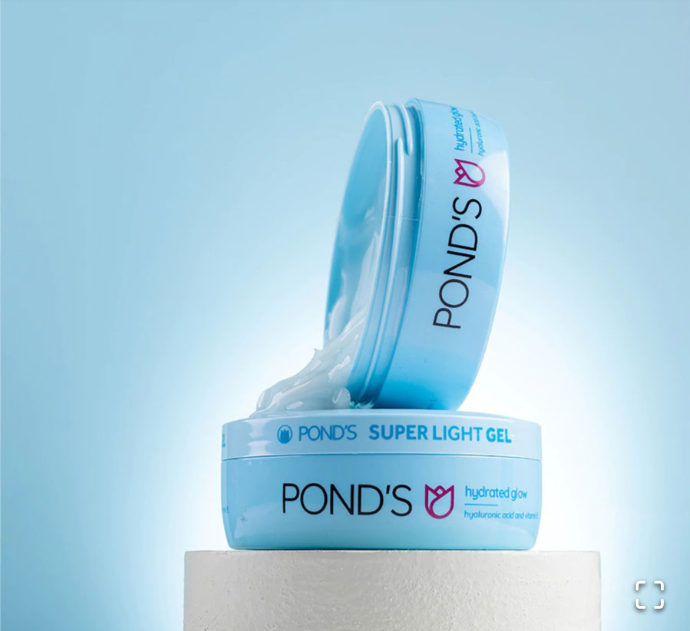 POND'S%20Super%20Light%20Gel%20100ml%20Hydrated%20Glow%20With%20Hyaluronic%20Acid%20&%20Vitamin%20E%20-%20Image%203