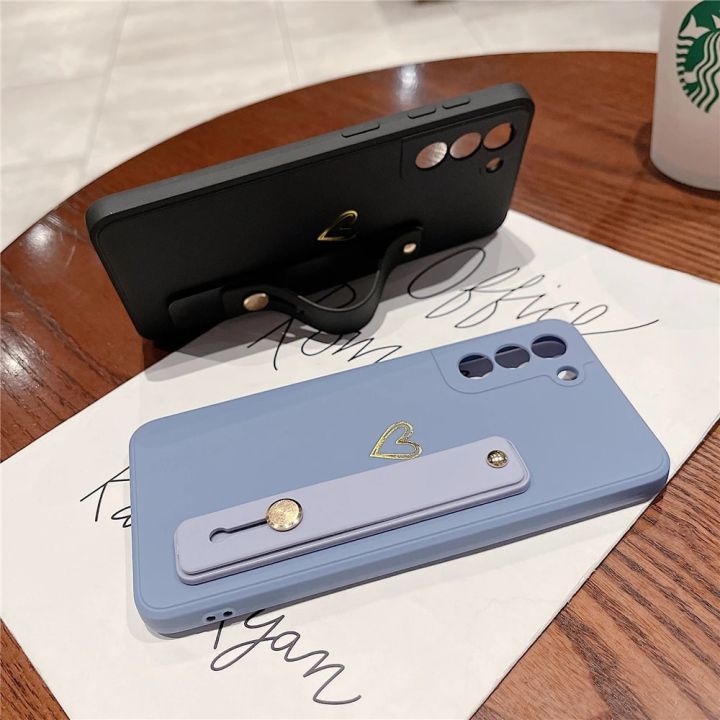 Love%20Heart%20Wristband%20Holder%20Phone%20Case%20For%20Samsung%20S24%20S23%20S22%20S21%20Plus%20Note%2020%20Ultra%20S20%20FE%20A52%20A72%20A42%20A51%20A71%20A73%20Soft%20Cover%20-%20Image%203